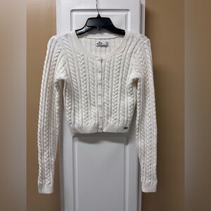 Hollister Cream Cable Knit Cardigan-cropped- XS